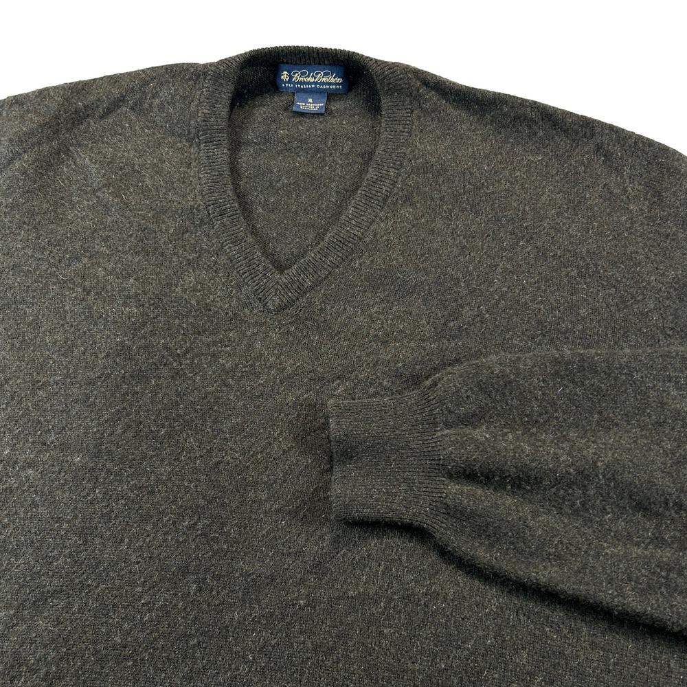 Brooks Brothers V-Neck Sweater Mens XL Brown 3 Ply Italian Cashmere Scotland